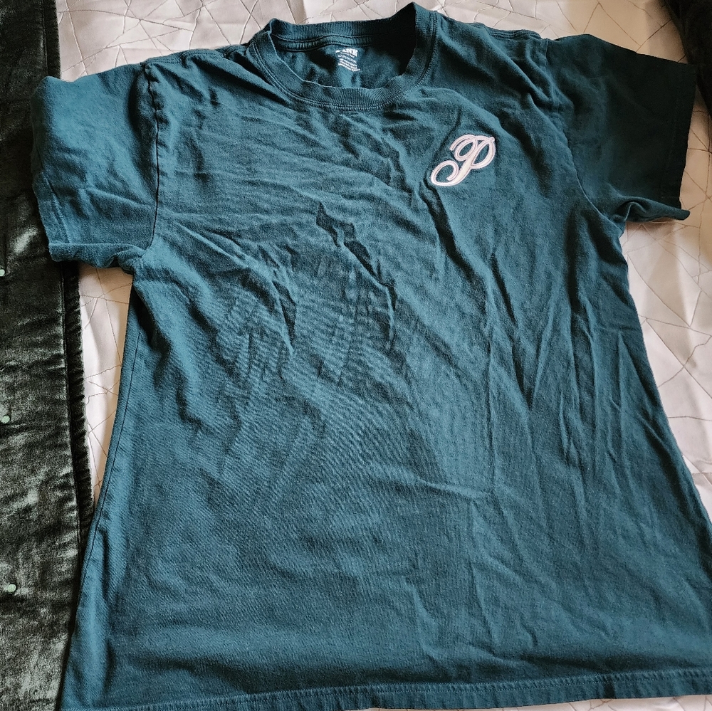 Tee